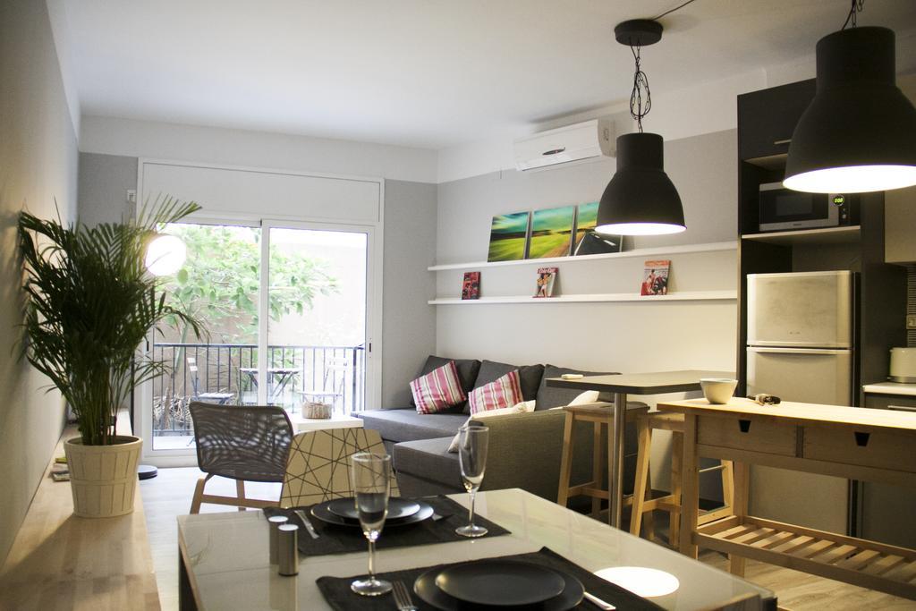 Idyllic Apartment With Terrace Барселона Номер фото